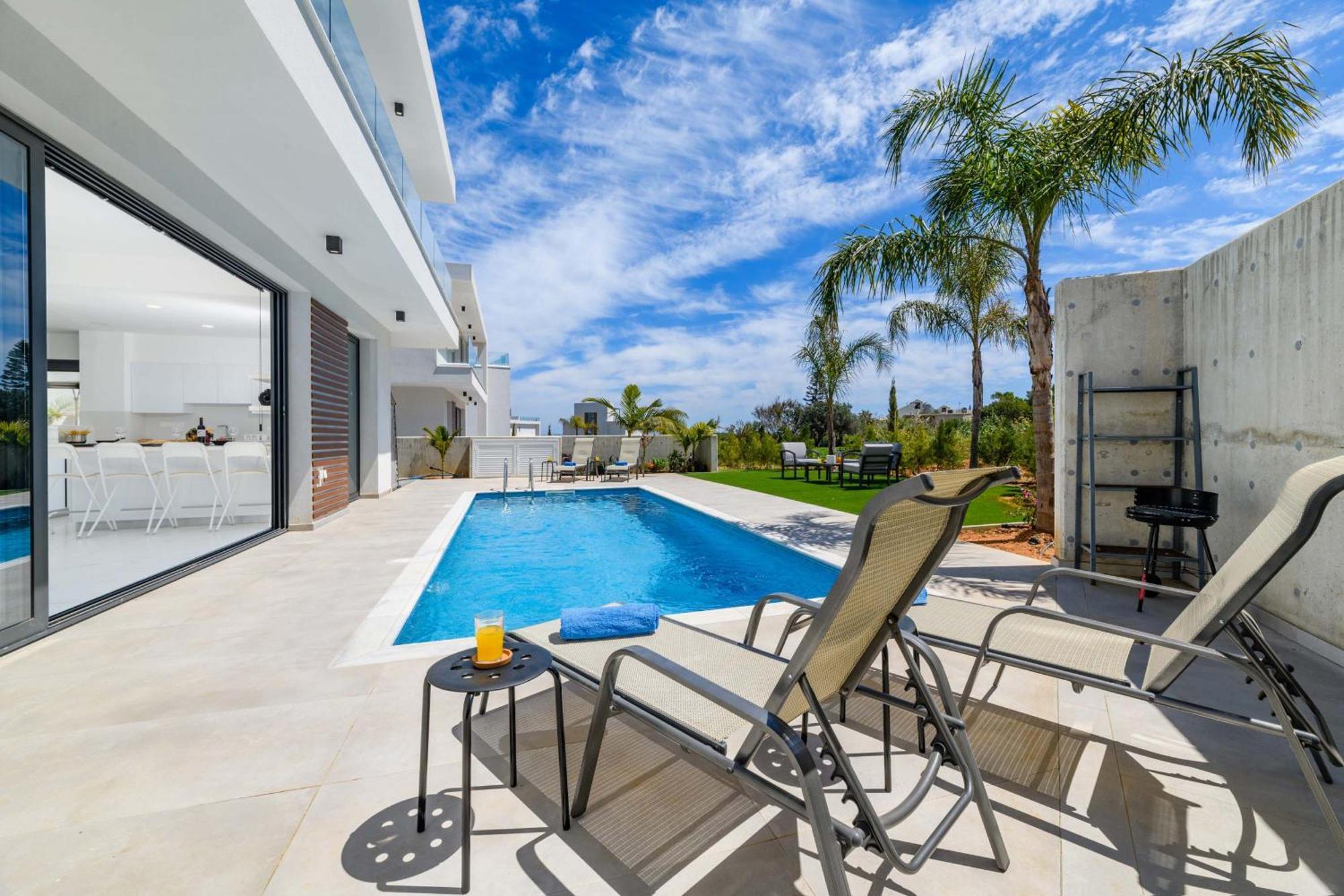By The Beach - Royal Sapphire Villa Protaras Exteriör bild